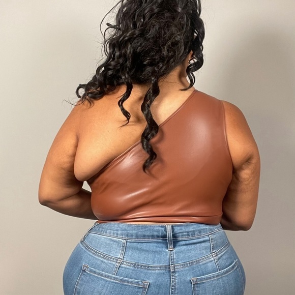NWT Plus Size Pleather Top - Brown - Picture 2 of 2